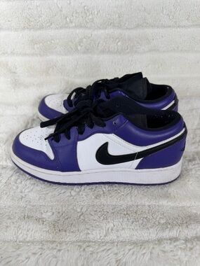 Nike Air Jordan 1 Low Court Purple White Black 553560-500 Sz 6.5 Y High I III IV